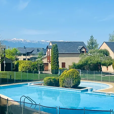 Refugi La Cerdanya, And Pool La Cerdana Апартаменты Бур-Мадам